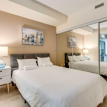 Stunning Condo Suite By Waterfront Toronto Eksteriør bilde