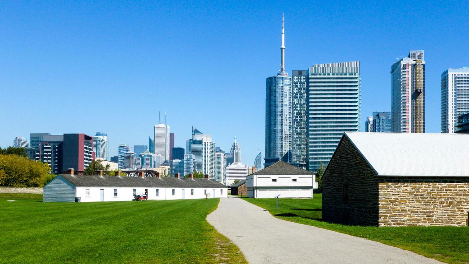 Stunning Condo Suite By Waterfront Toronto Eksteriør bilde